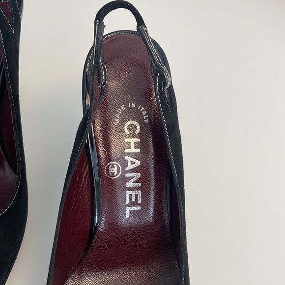 VINTAGE Chanel Suede & Patent Leather Slingback Heels - Picture 3 of 10
